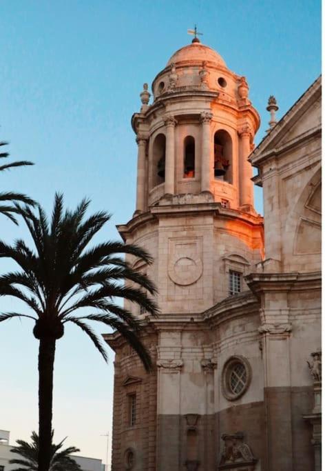 Entre Falla Y Caleta Grupo Ac Gestion Cadiz Cádiz Exterior photo